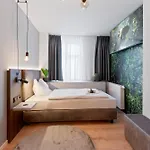 Jungle No5 Boutique - City-center Hotel 4*