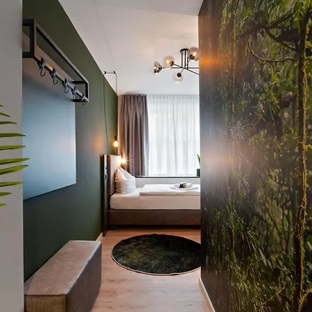 Jungle No5 Boutique - City-center 4* Estugarda