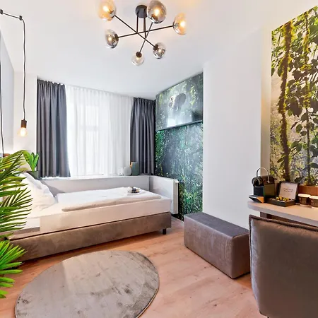 Jungle No5 Boutique - City-center