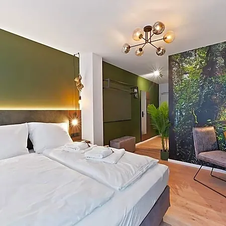 Jungle No5 Boutique - City-center 4*