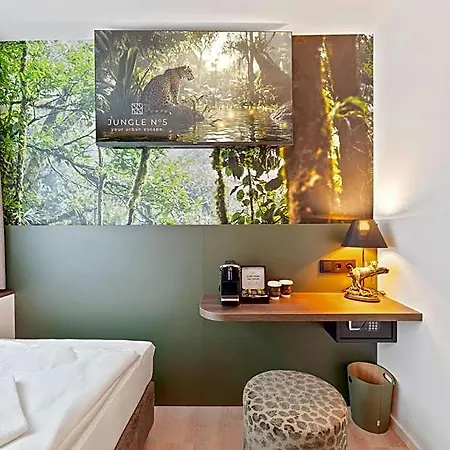 Hotel Jungle No5 Boutique - City-center 4*