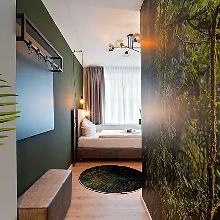Jungle No5 Boutique - City-center 4*