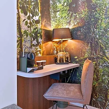 Hotel Jungle No5 Boutique - City-center 4*