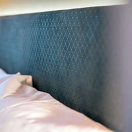 Jungle No5 Boutique - City-center 4* Estugarda