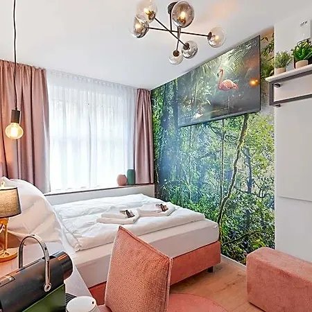 Jungle No5 Boutique - City-center Hotel Estugarda