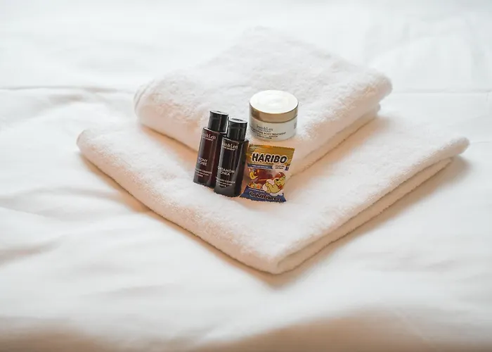 Jungle No5 Boutique - City-center Hotell 4*